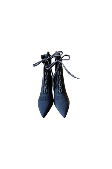 BLACK ANKLE BOOTS