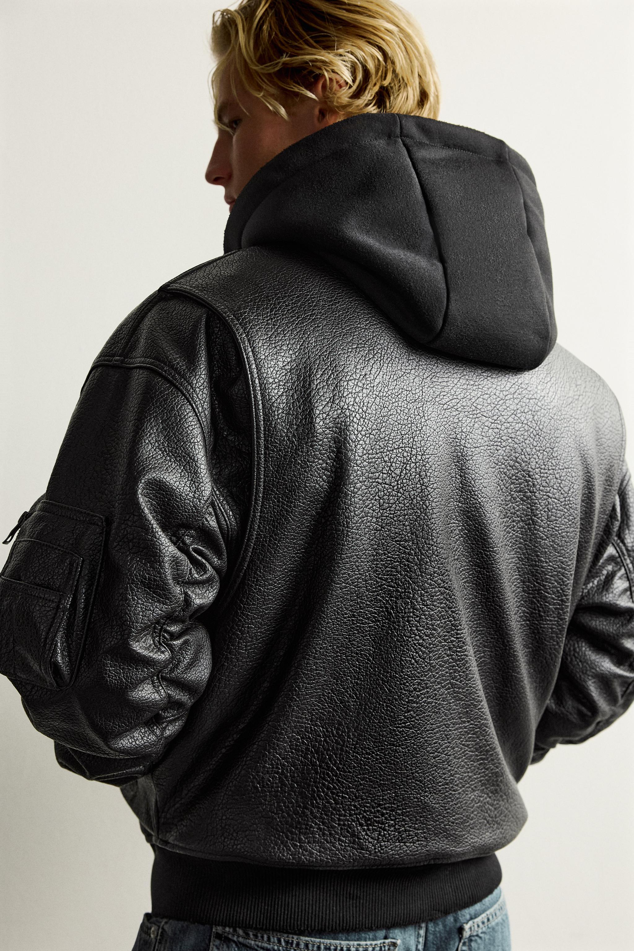BLOUSON BOMBER MATIÈRE SYNTHÉTIQUE CAPUCHE COMBINÉE