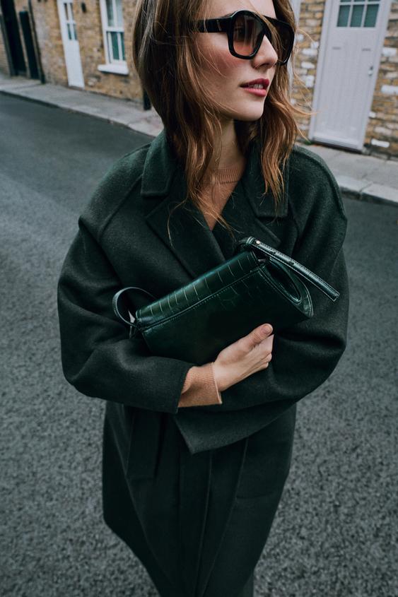 BOLSO DE HOMBRO EFECTO RELIEVE - Verde de Zara - Imagen 0