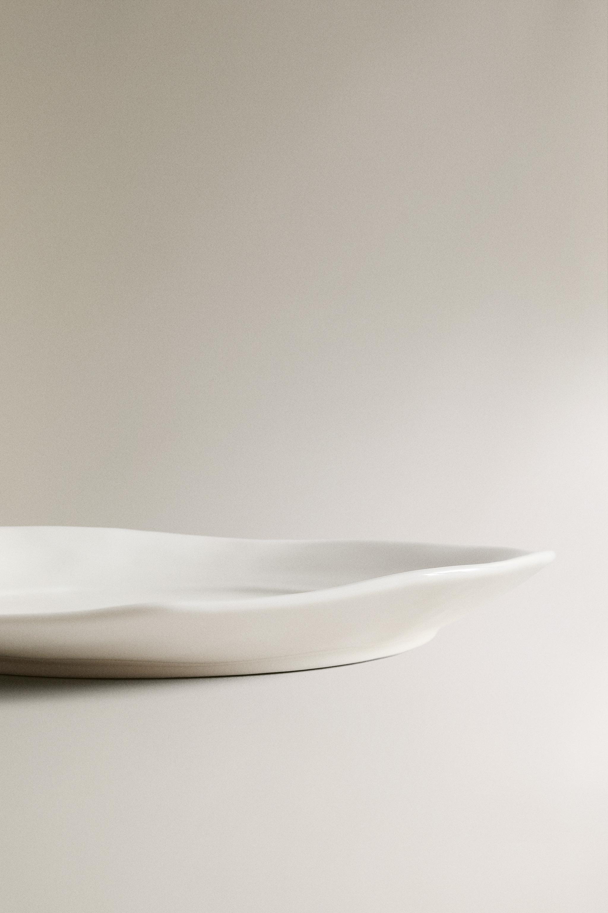 PORCELAIN DESSERT PLATE WITH FLORAL PRINT