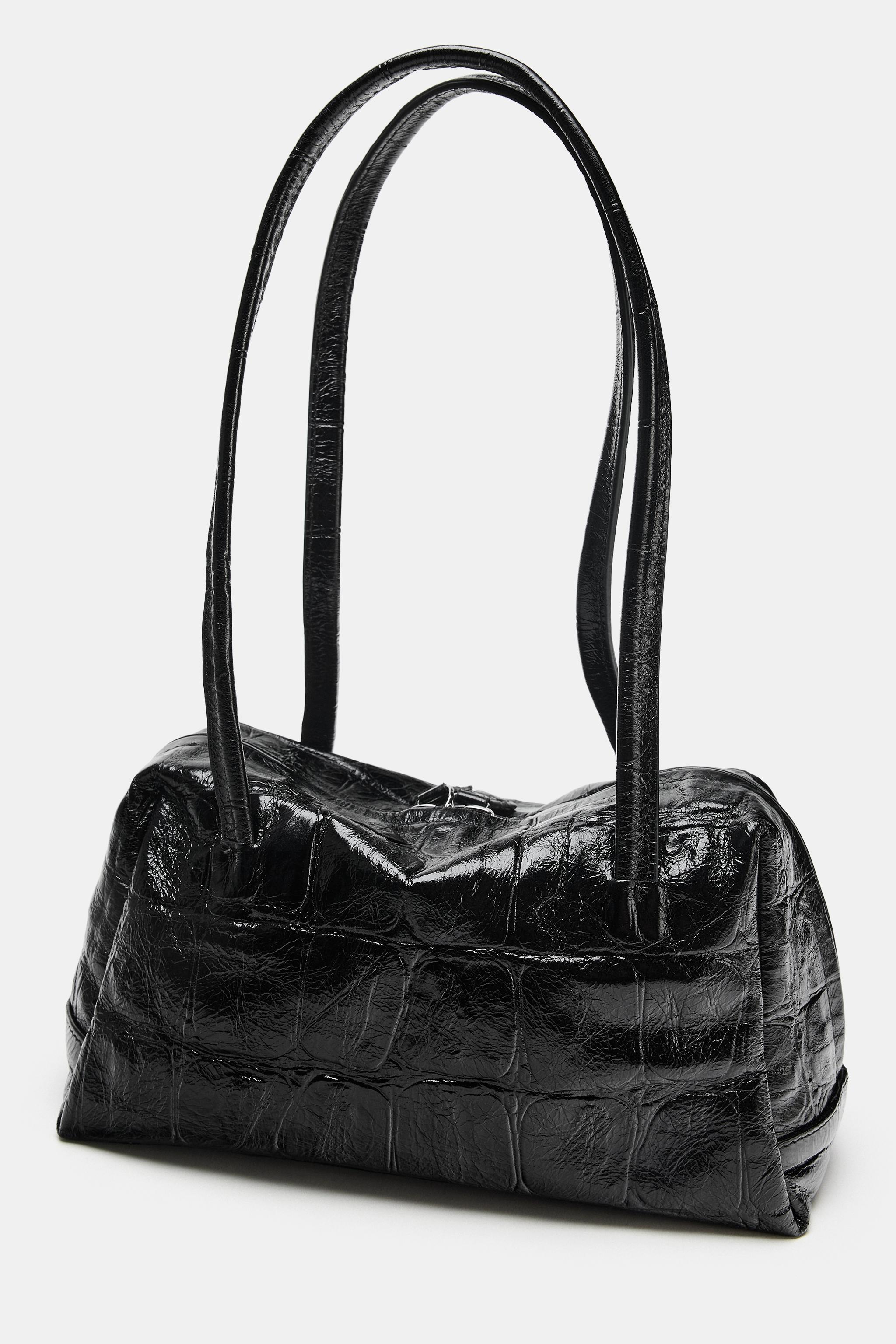TEXTURED LEATHER SHOULDER BAG