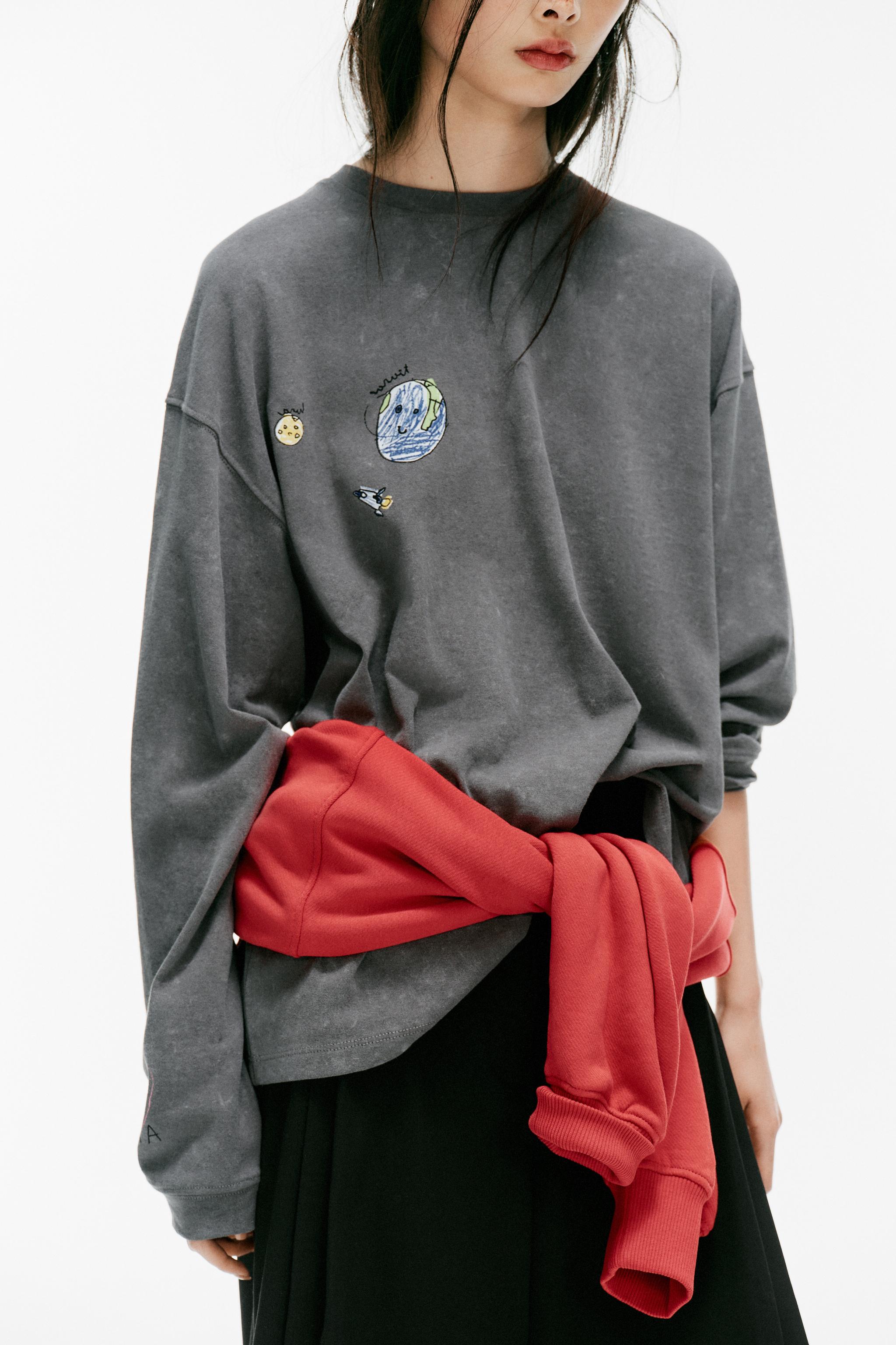 WASHED PLANET GRAPHIC T-SHIRT