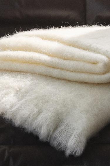 Zara PLAIN WOOL BLANKET - Ecru