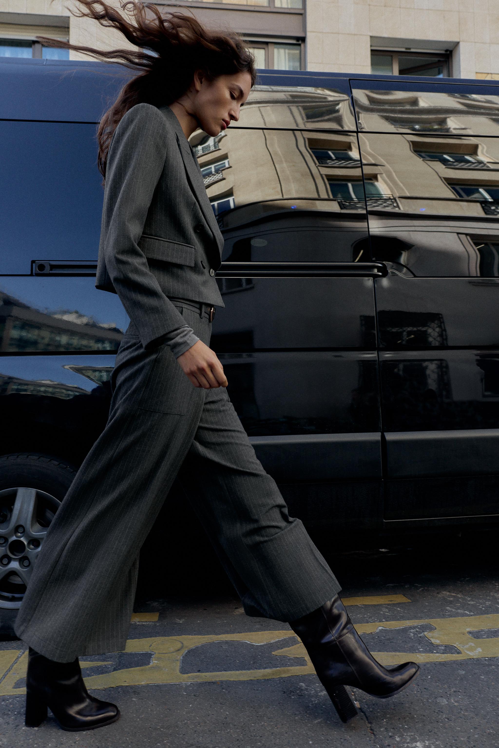 PANTALON JUPE-CULOTTE À CEINTURE ET RAYURES TENNIS