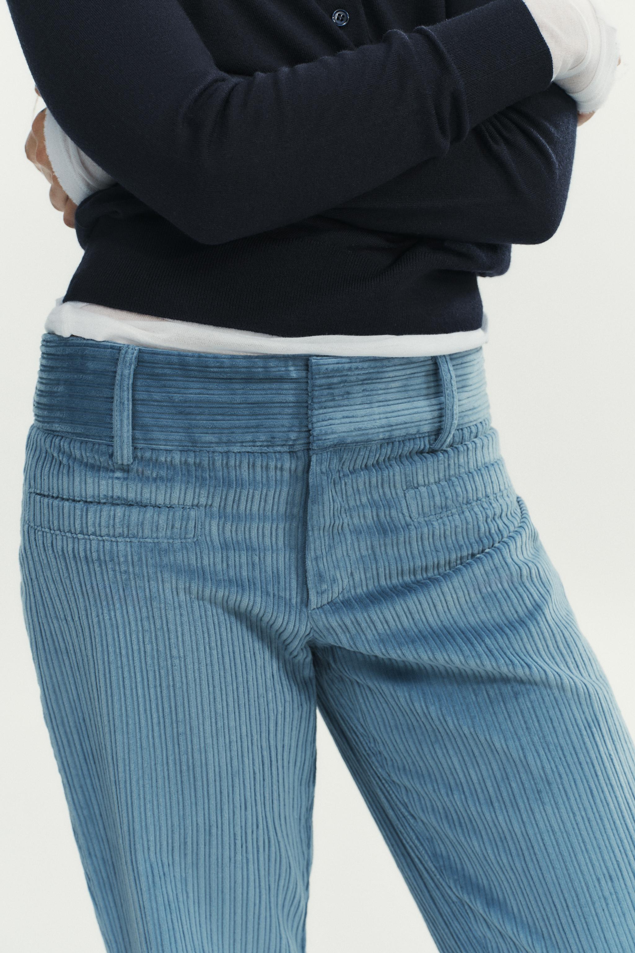 PANTALON FLARE EN VELOURS CÔTELÉ