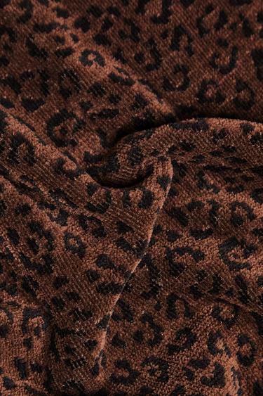 SERVIETTE DE PLAGE VELOUR IMPRIMÉ ANIMAL - Chocolat de Zara - Image 2