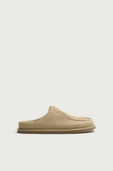 ZUECO PIEL - Beige de Zara