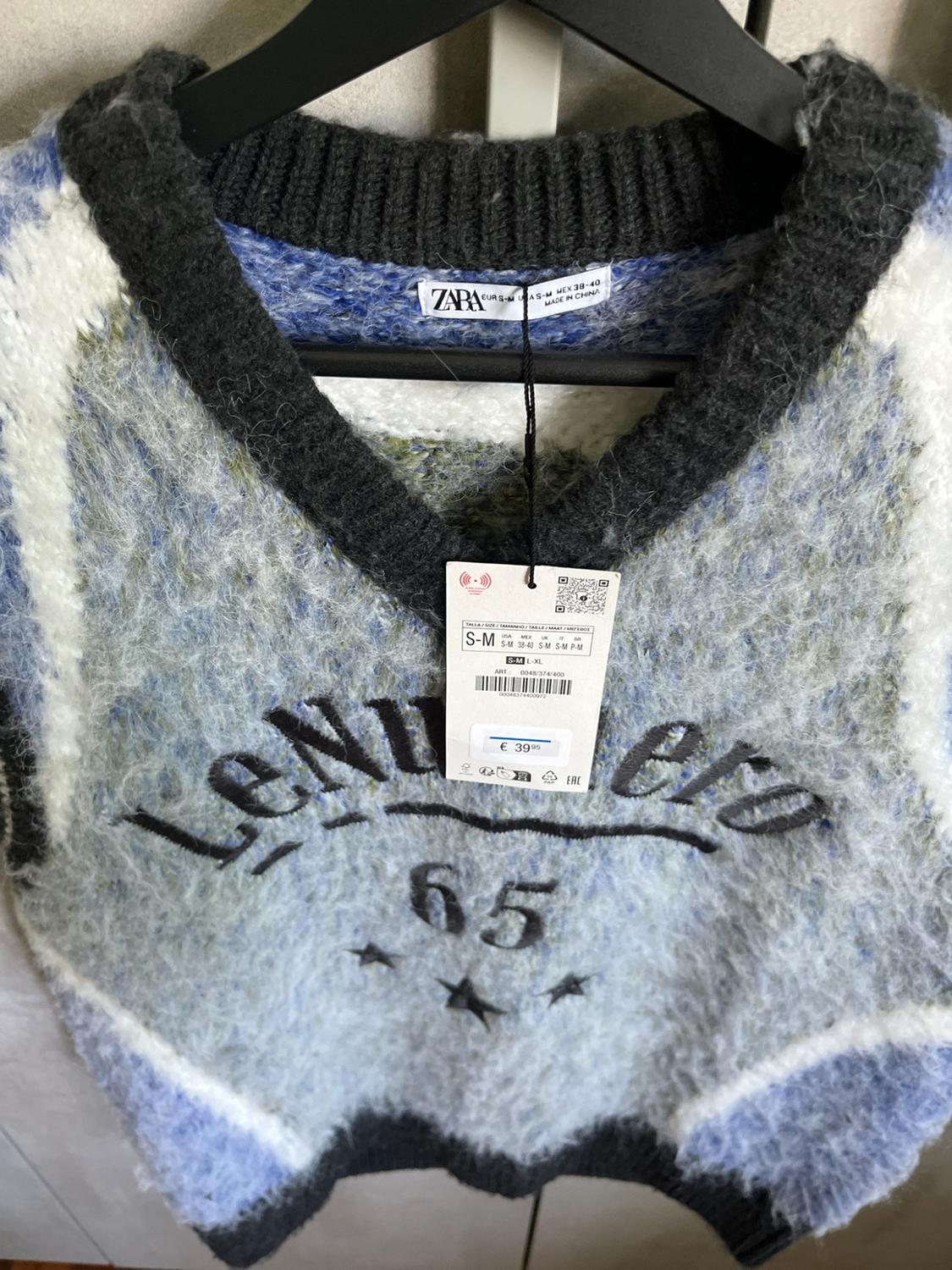 TEXTURED KNIT WAISTCOAT WITH EMBROIDERY - Image 4