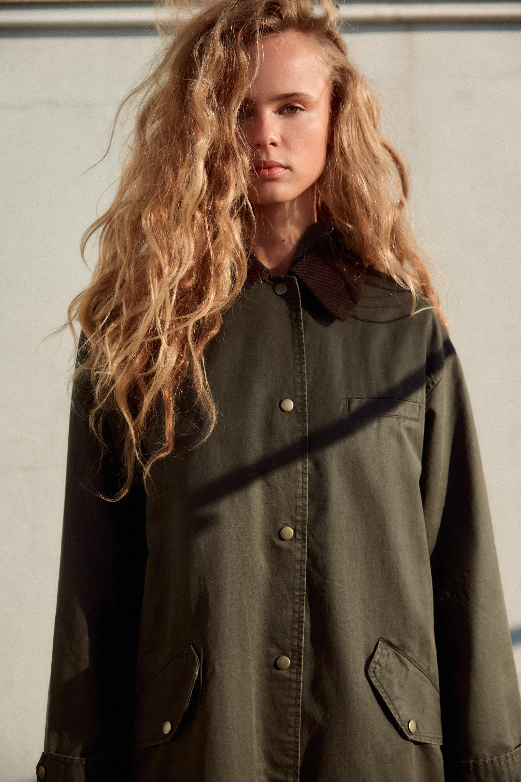 CORDUROY COLLAR WAXED TRENCH - Moss green | ZARA United States CORDUROY COLLAR WAXED TRENCH - Moss green | ZARA United States