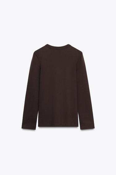 T-SHIRT À MANCHES LONGUES INTERLOCK - Chocolat de Zara - Image 1