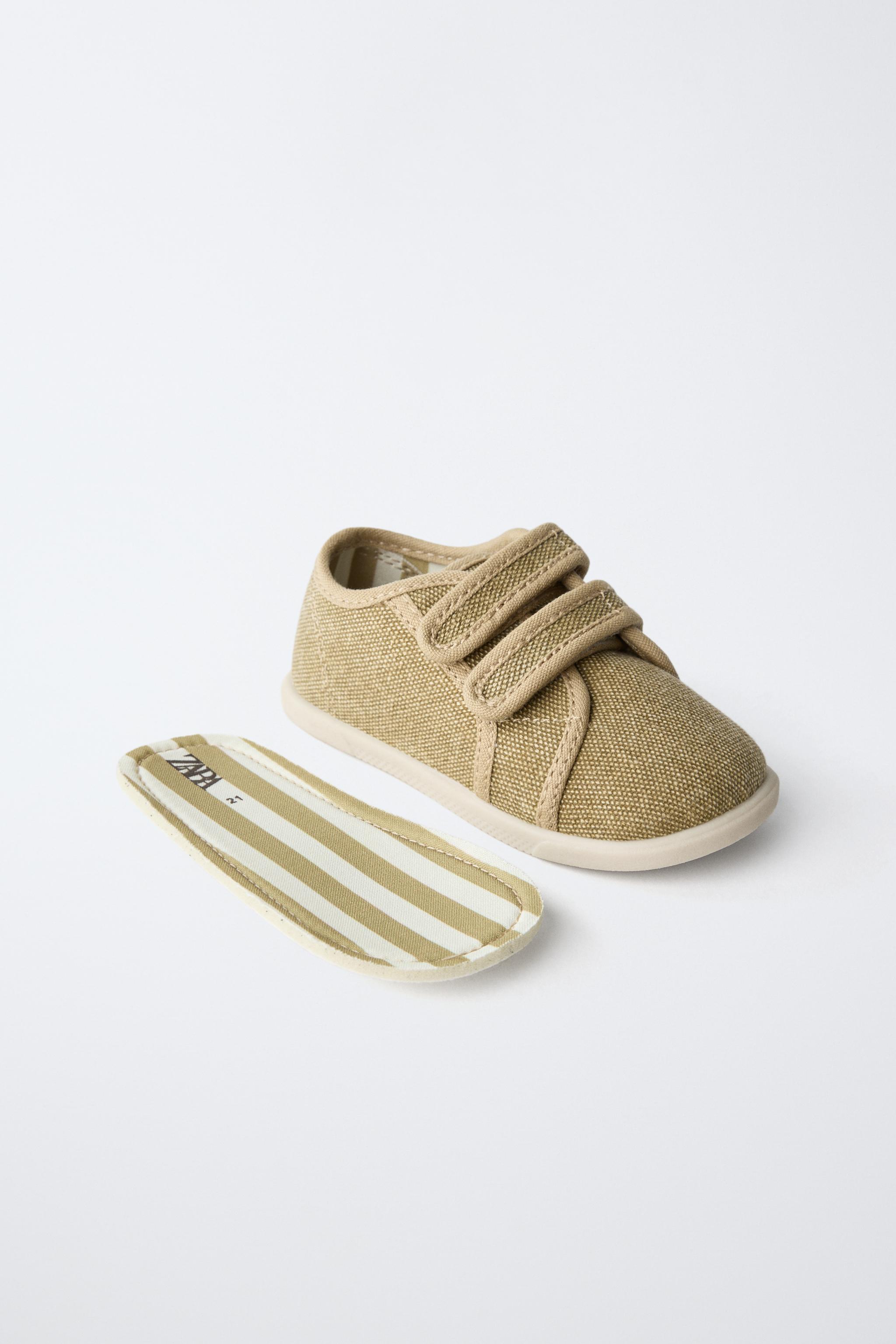 TENNIS TEXTILE BAREFOOT