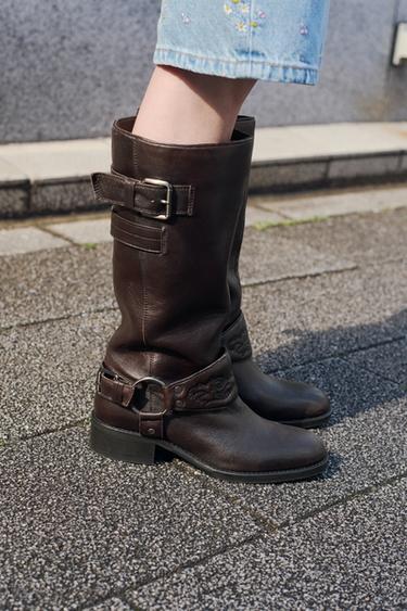 LEATHER FLAT EMBROIDERED BOOTS - Brown by Zara