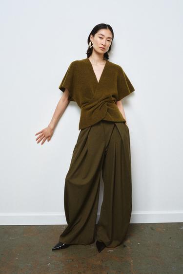 PULL EN MAILLE DRAPÉ À MANCHES COURTES - vert kaki-moyen de Zara - Image 4