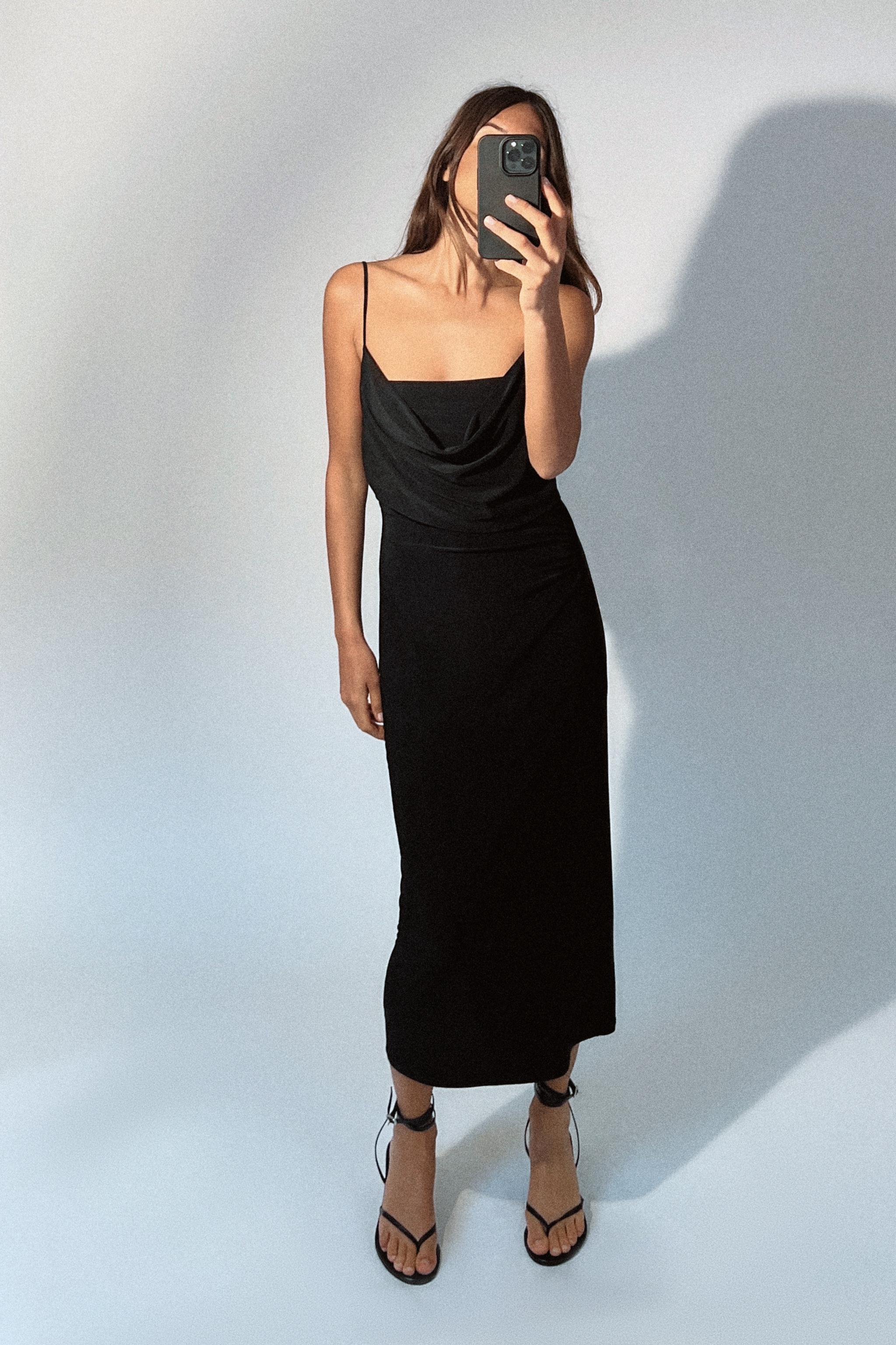 I tried seamless little black dress from Zara - it's chef's kiss and costs  just €22.95