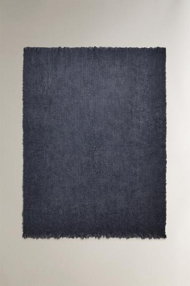 WOOL THROW - أزرق الخاص بـ Zara