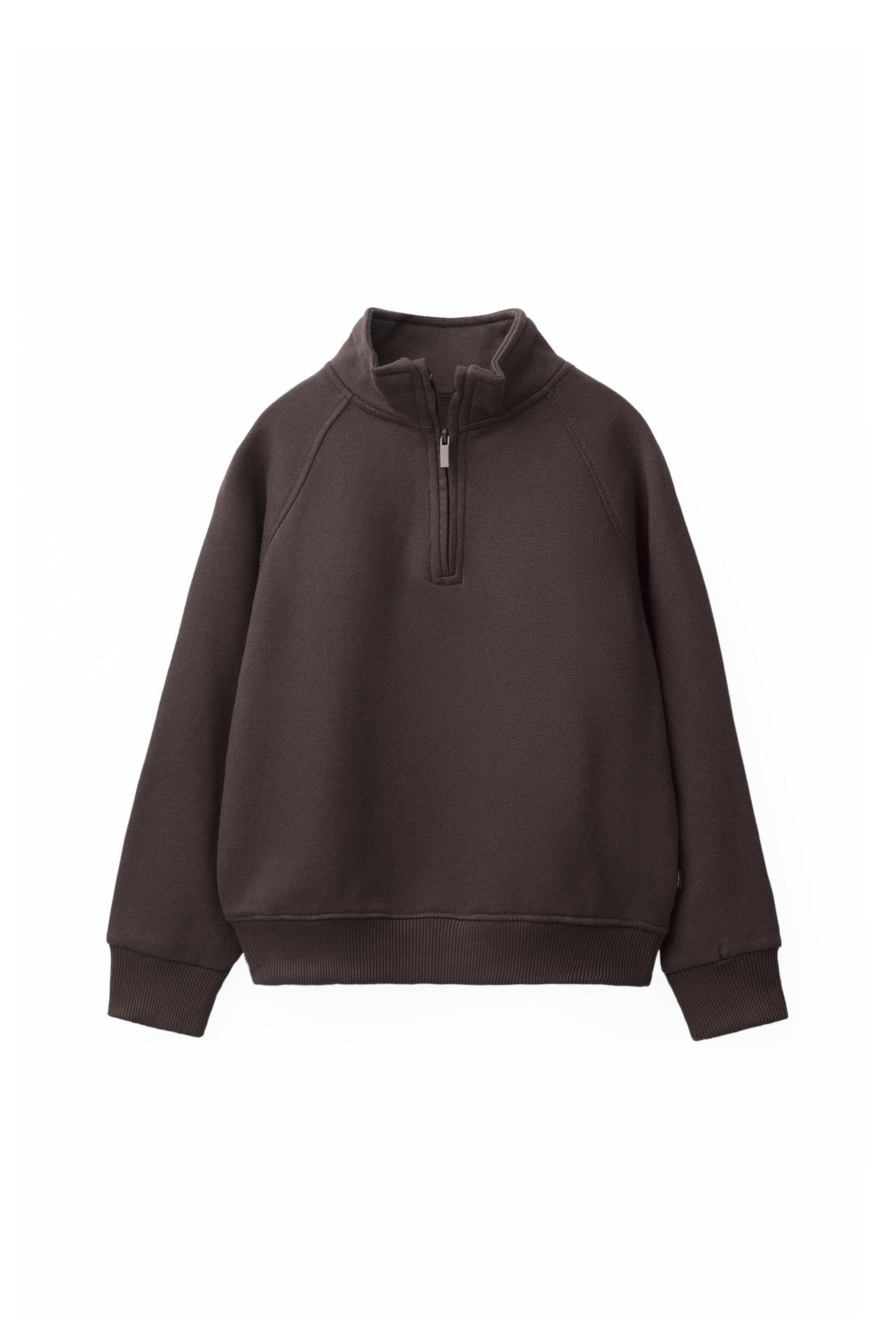 LABEL DETAIL SWEATSHIRT — Chocolate