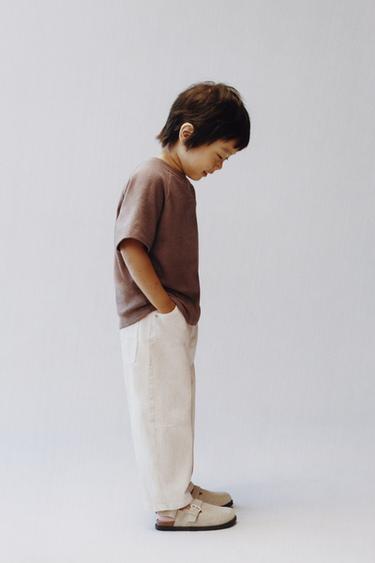 ENSEMBLE DE JOGGING T-SHIRT ET BERMUDA UNI - Gris taupe de Zara