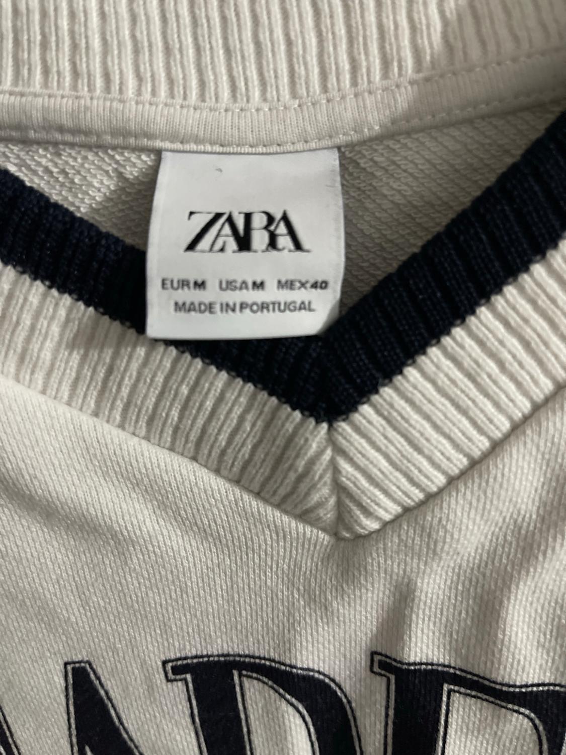 PLUSH VEST WITH SLOGAN - Image 4