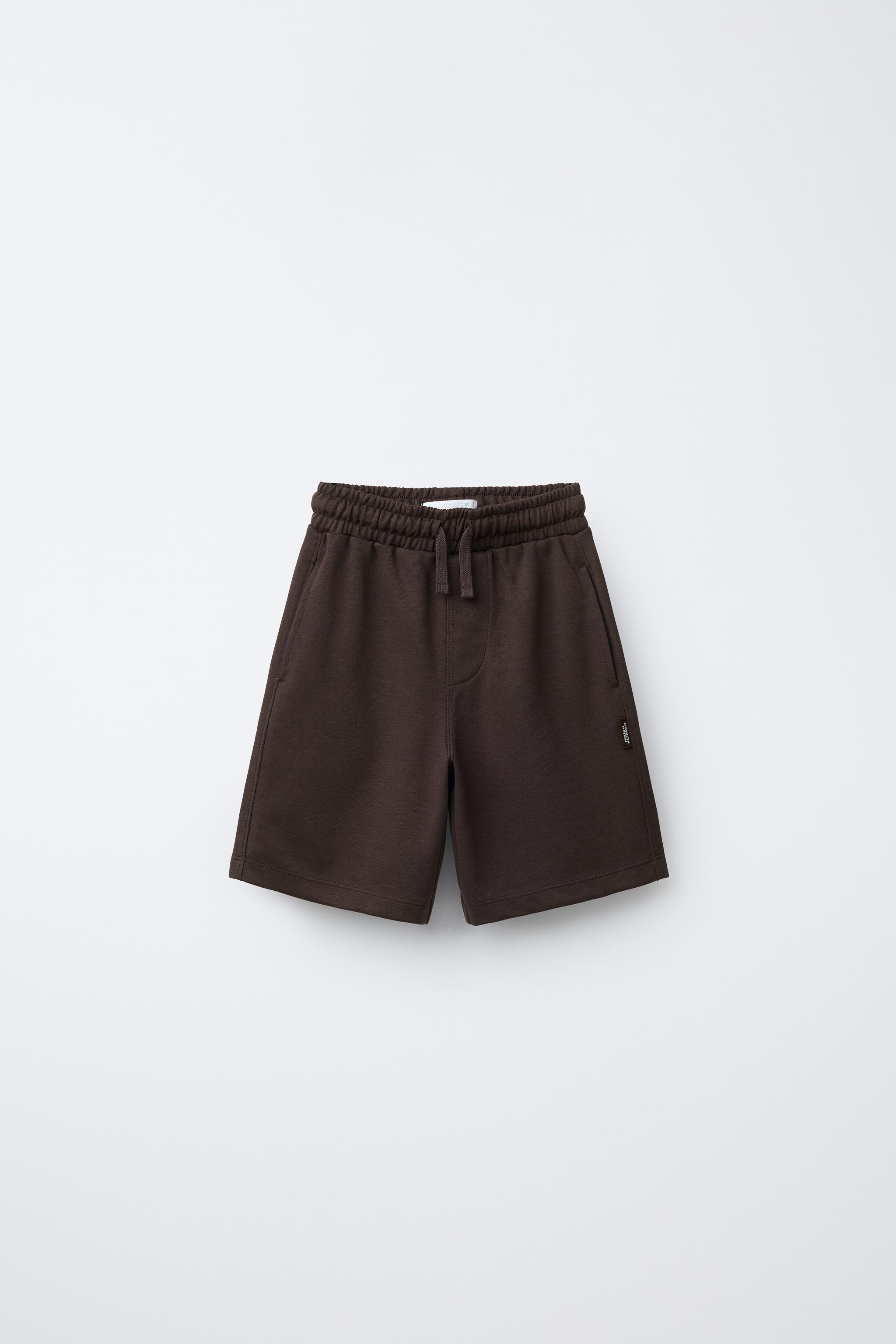 INTERLOCK TEXT T-SHIRT AND BERMUDA SET