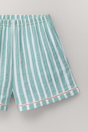 6-14 ЛЕТ/ПИЖАМА-РУБАШКА В ПОЛОСКУ С НАШИВКОЙ И ЦВЕТАМИ — Синий/Белый от Zara
