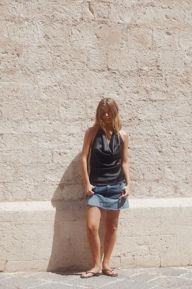 TOP SATINADO HALTER - Negro de Zara - Imagen 0