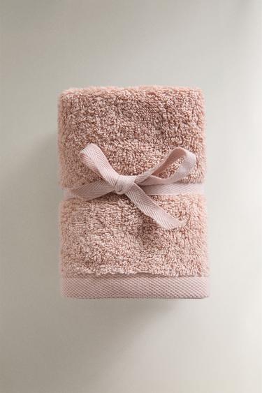 SET ASCIUGAMANI DA TOILETTE IN COTONE PREMIUM (SET DA 3) - Rosa pallido di Zara