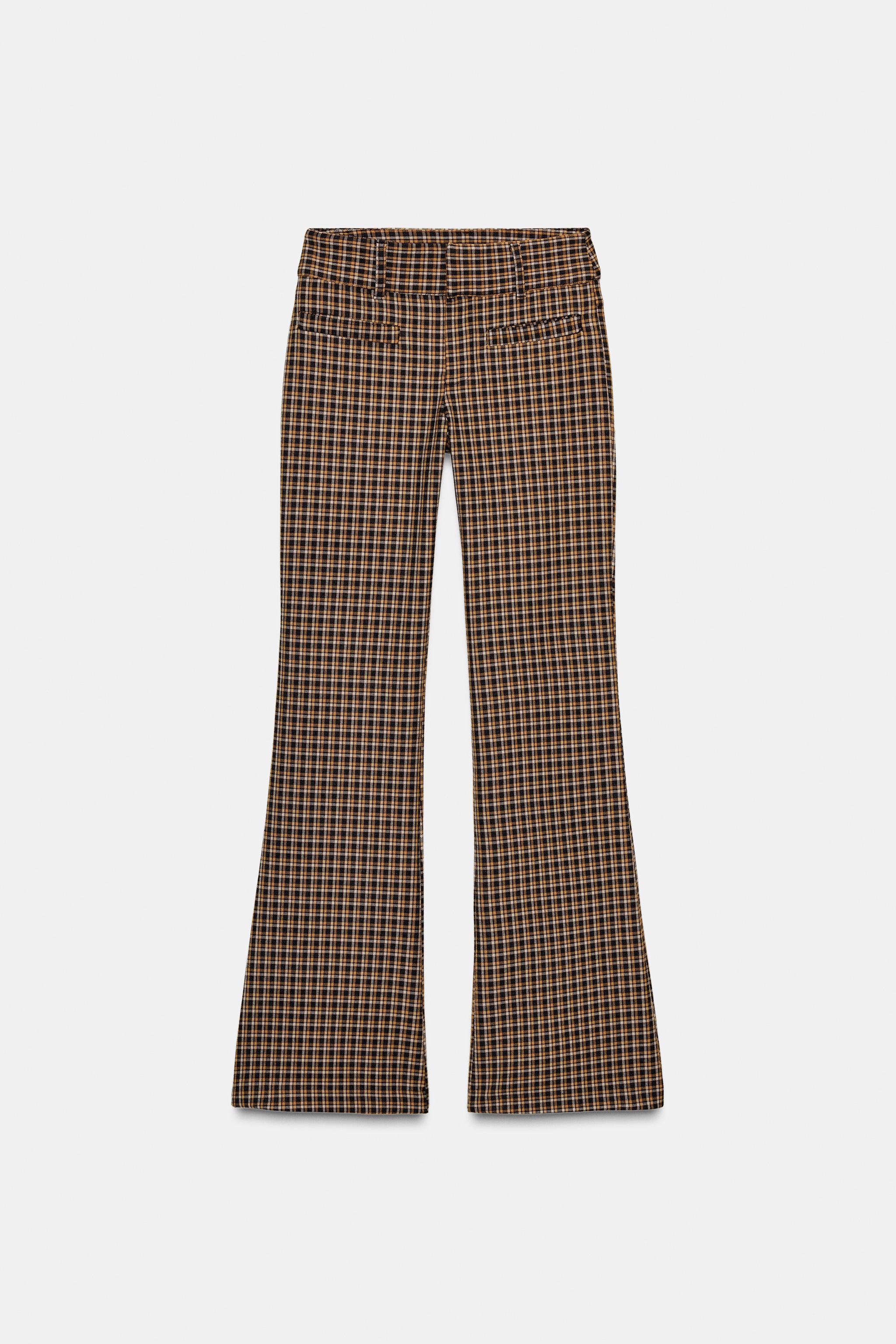 PANTALON FLARE À CARREAUX