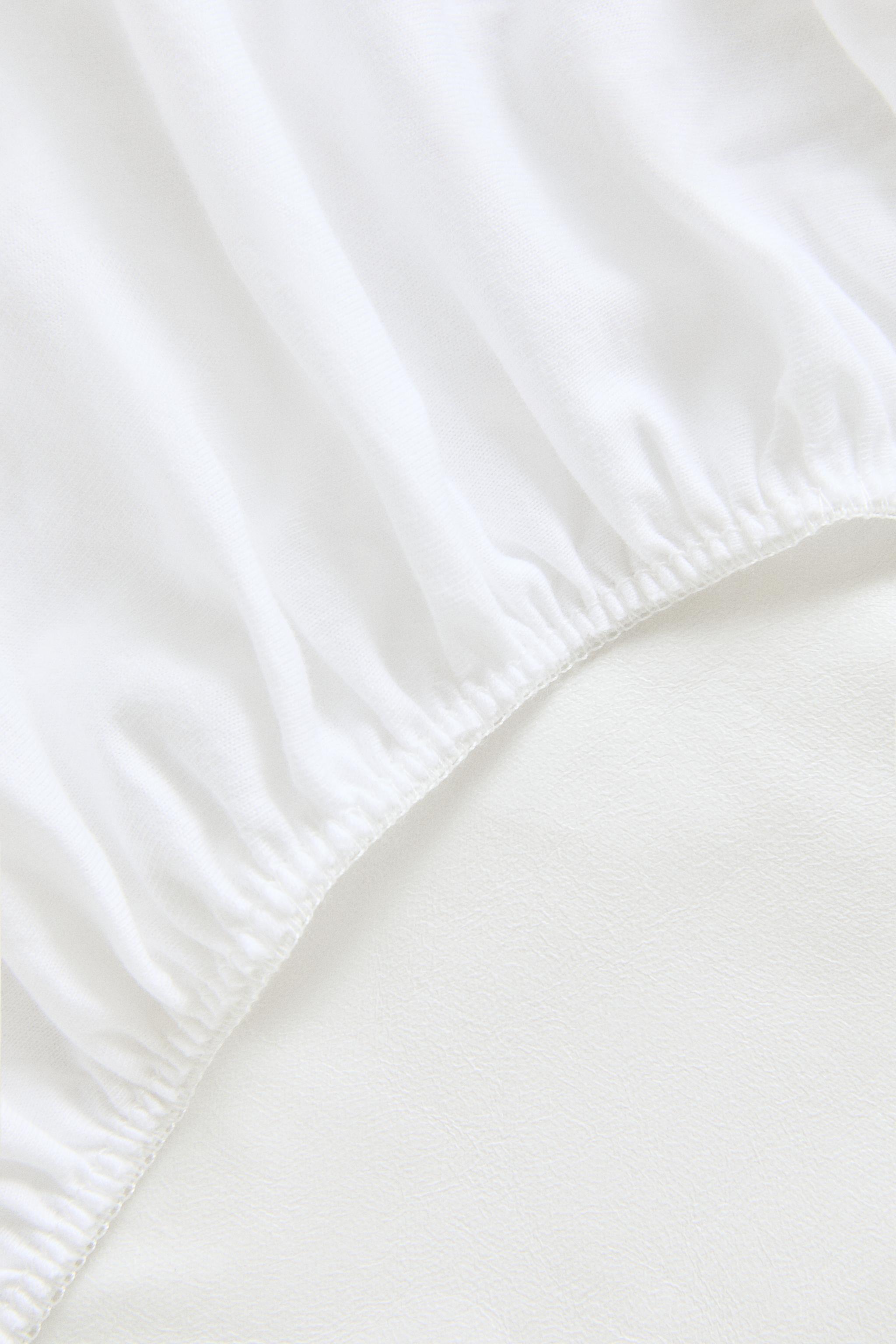 WATERPROOF COTTON JERSEY MATTRESS PROTECTOR — White