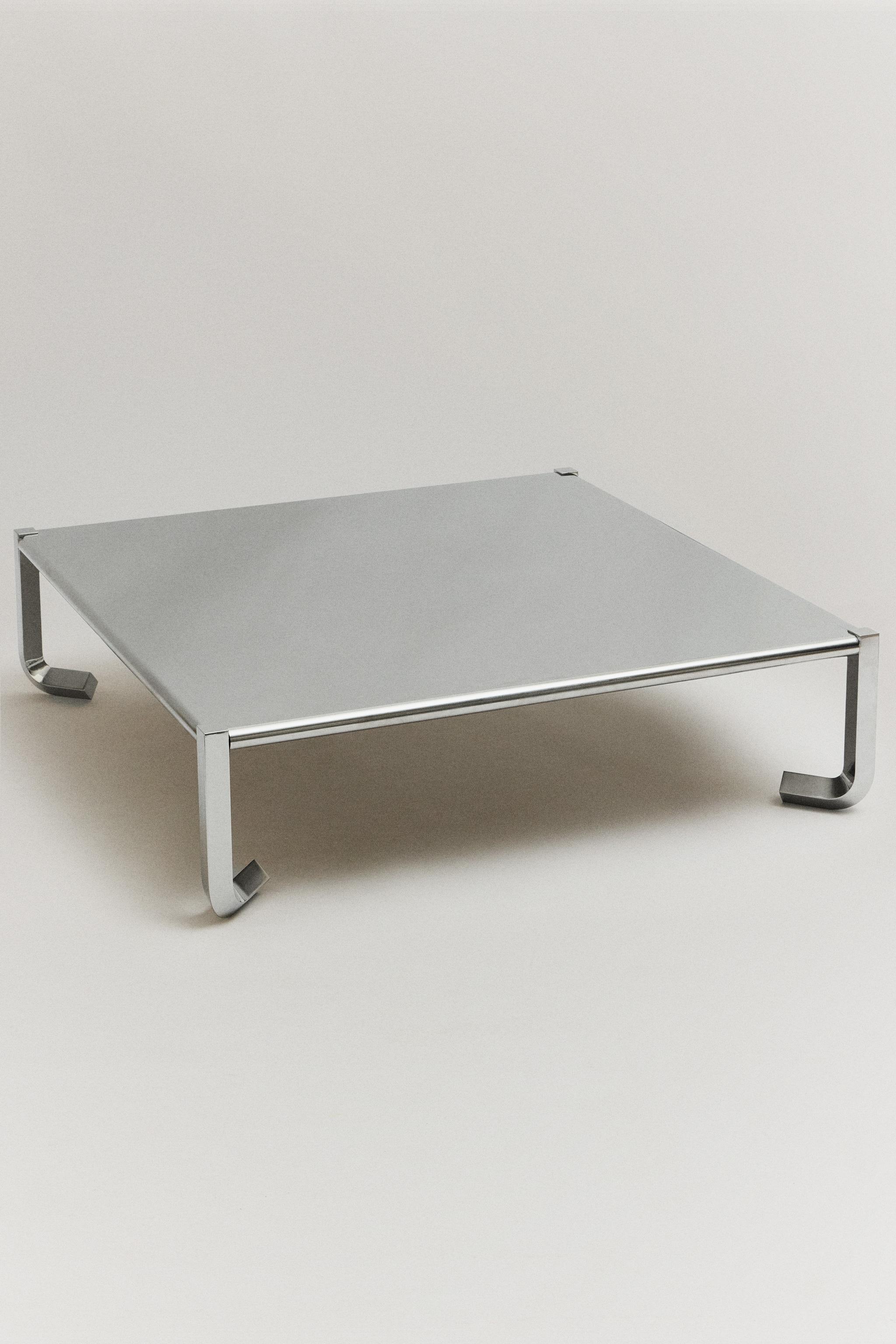 THE CYGNI COFFEE TABLE