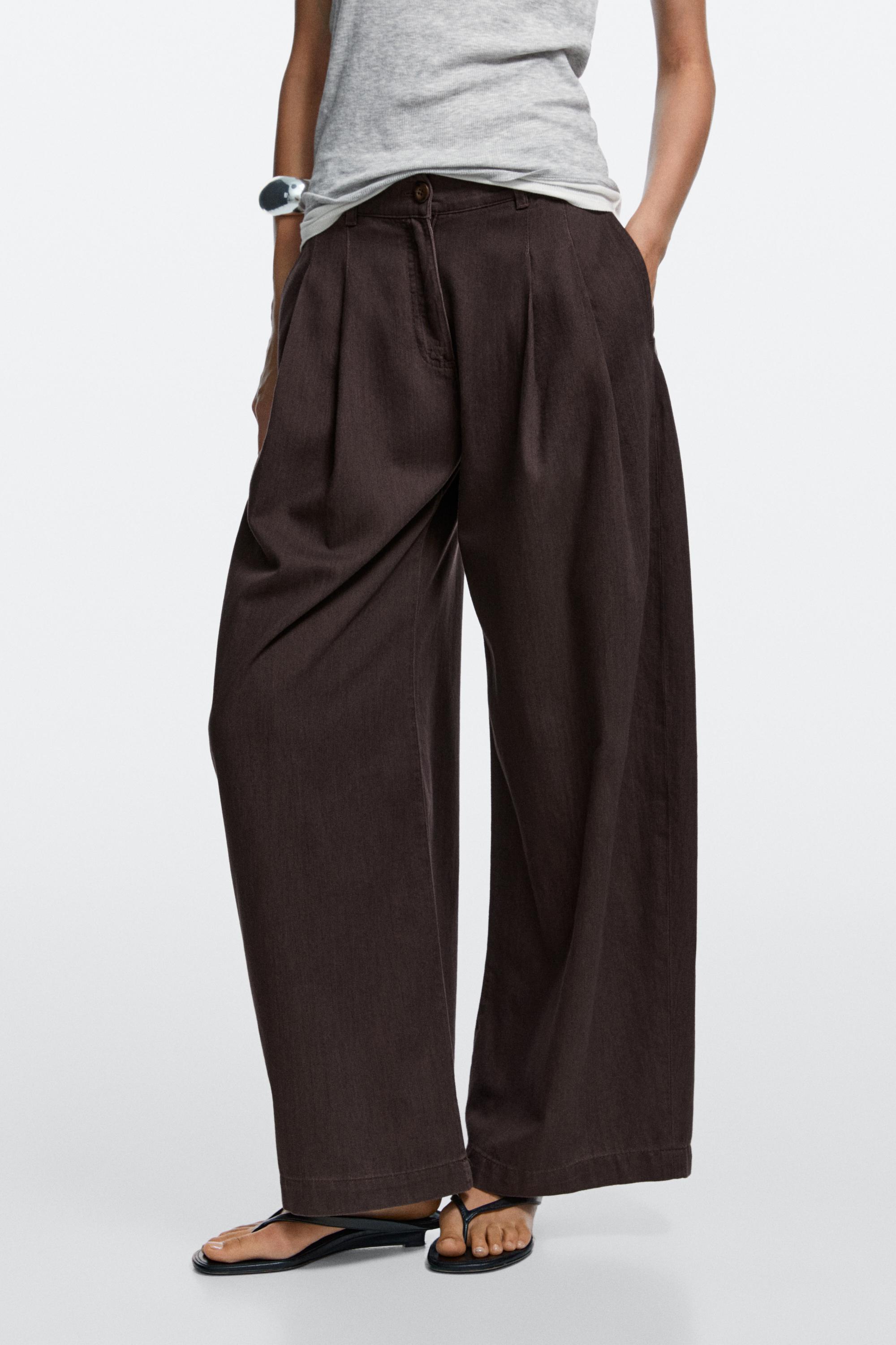 Pleated barrel fit jeans