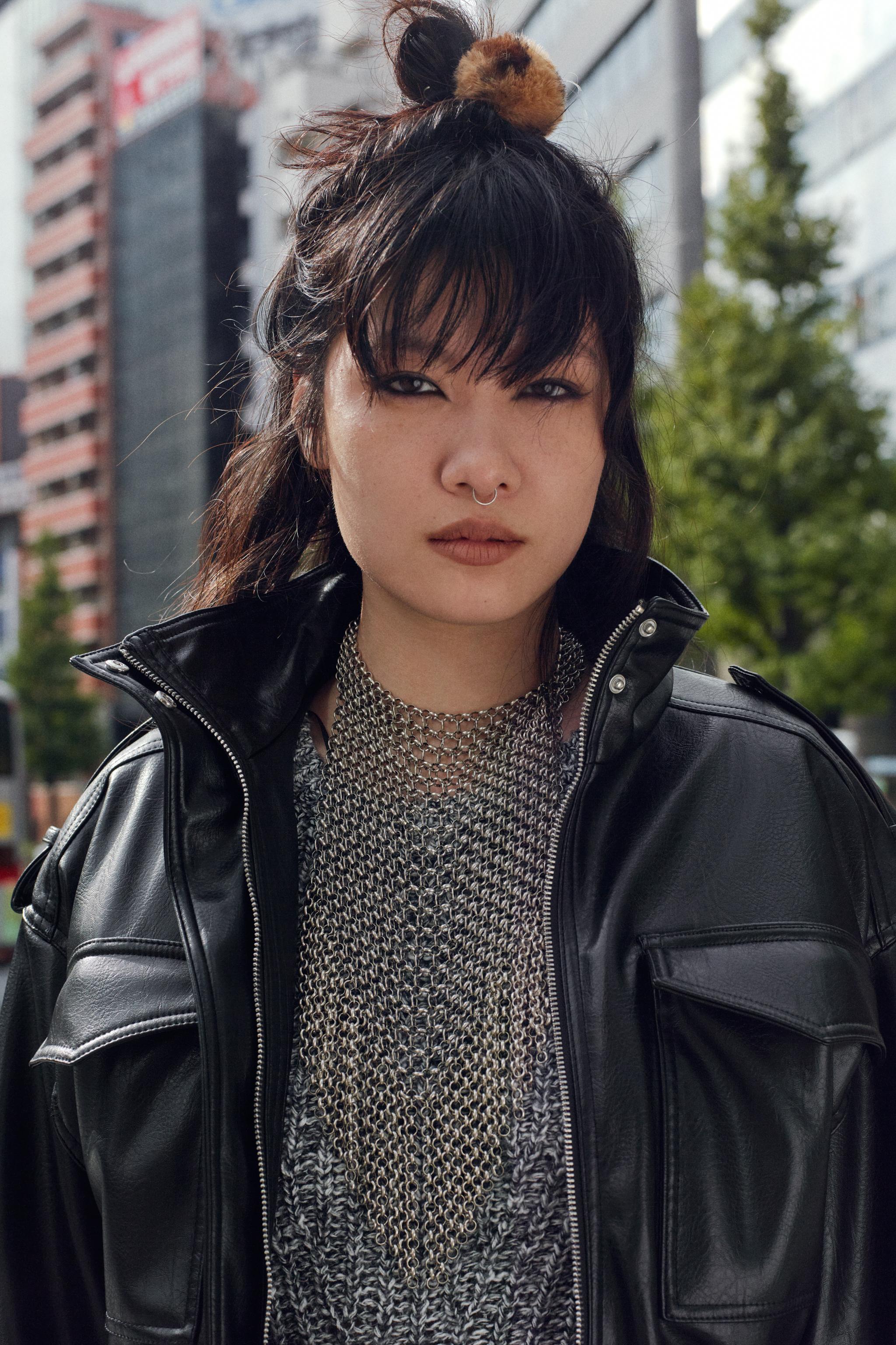 黒いレザージャケット フロントポケット付き レザージャケット – レディース | ZARA 日本