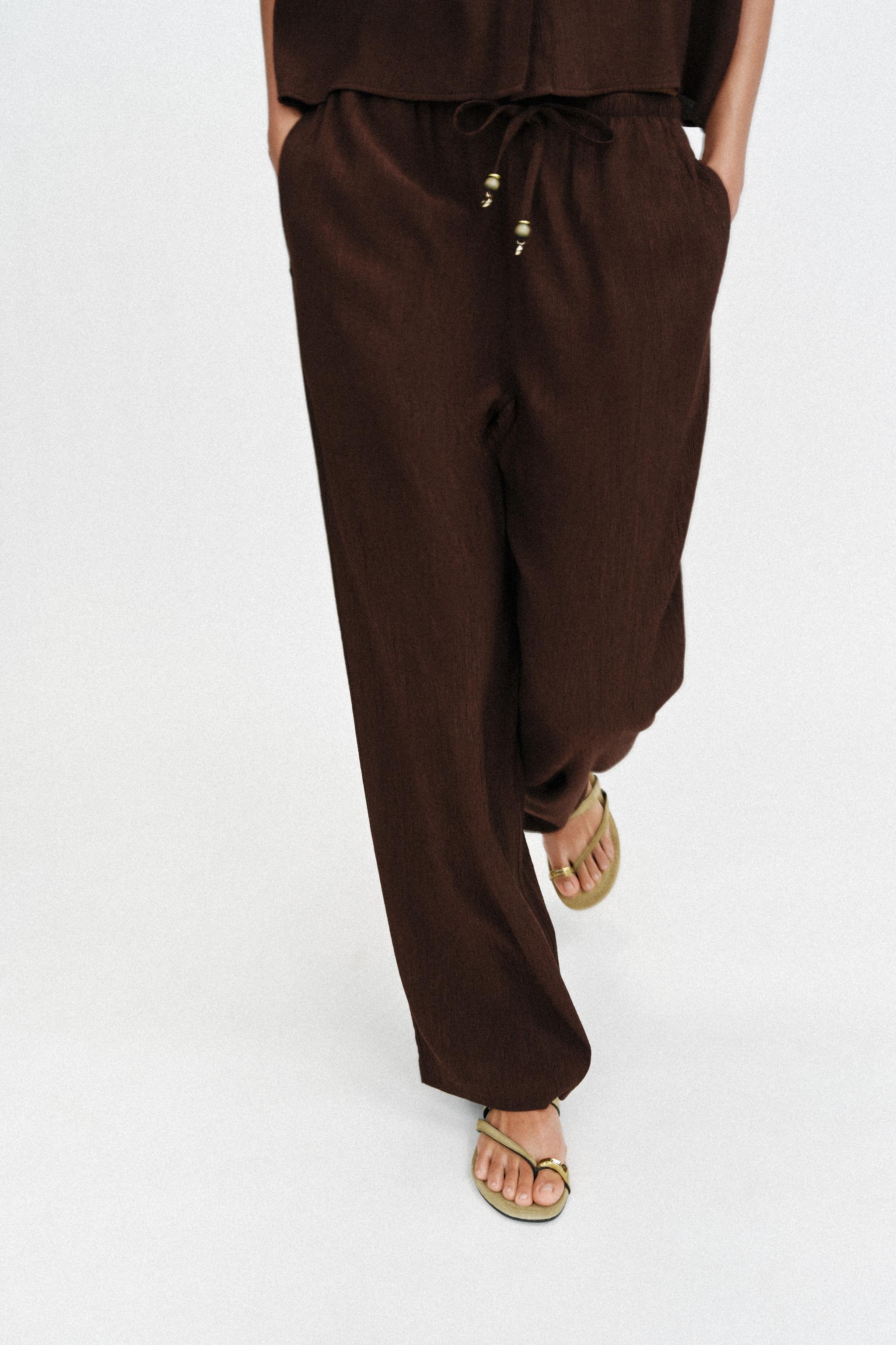 FLOWY STRAIGHT LEG PANTS