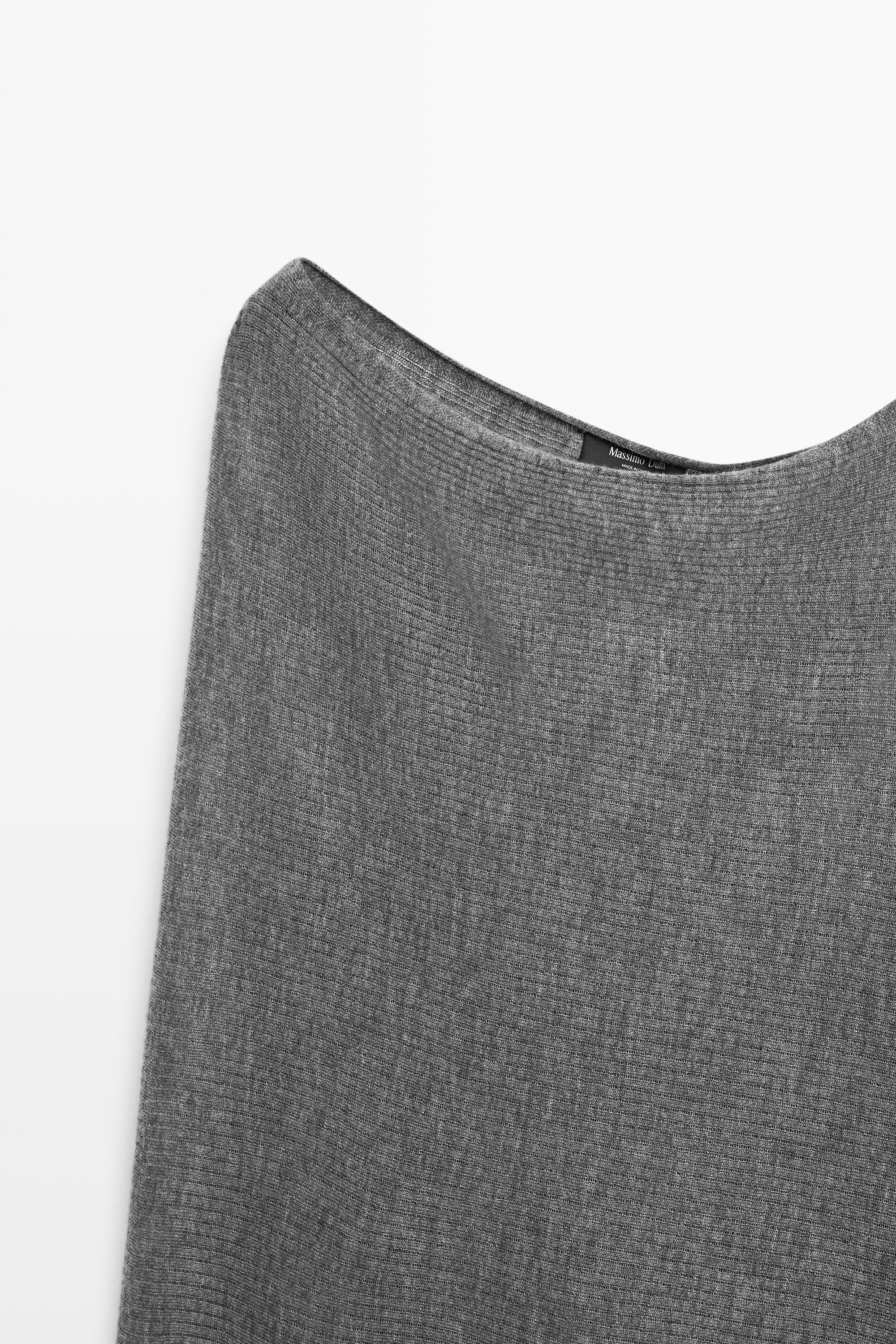 Cape en maille fine
