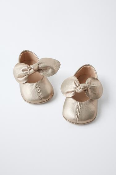 BALLERINES EN CUIR AVEC NŒUD - Or de Zara - Image 2