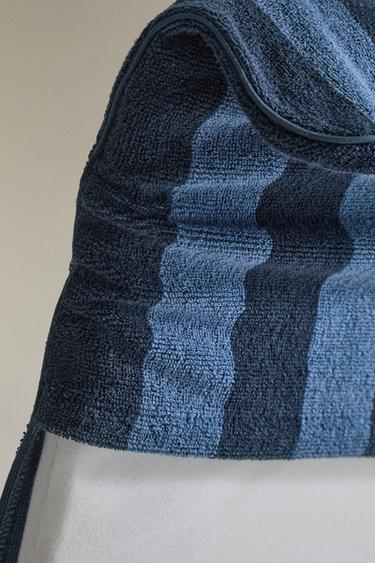 STRIPED TOWEL BEACH CHAIR COVER - Blues by Zara - Image 4
