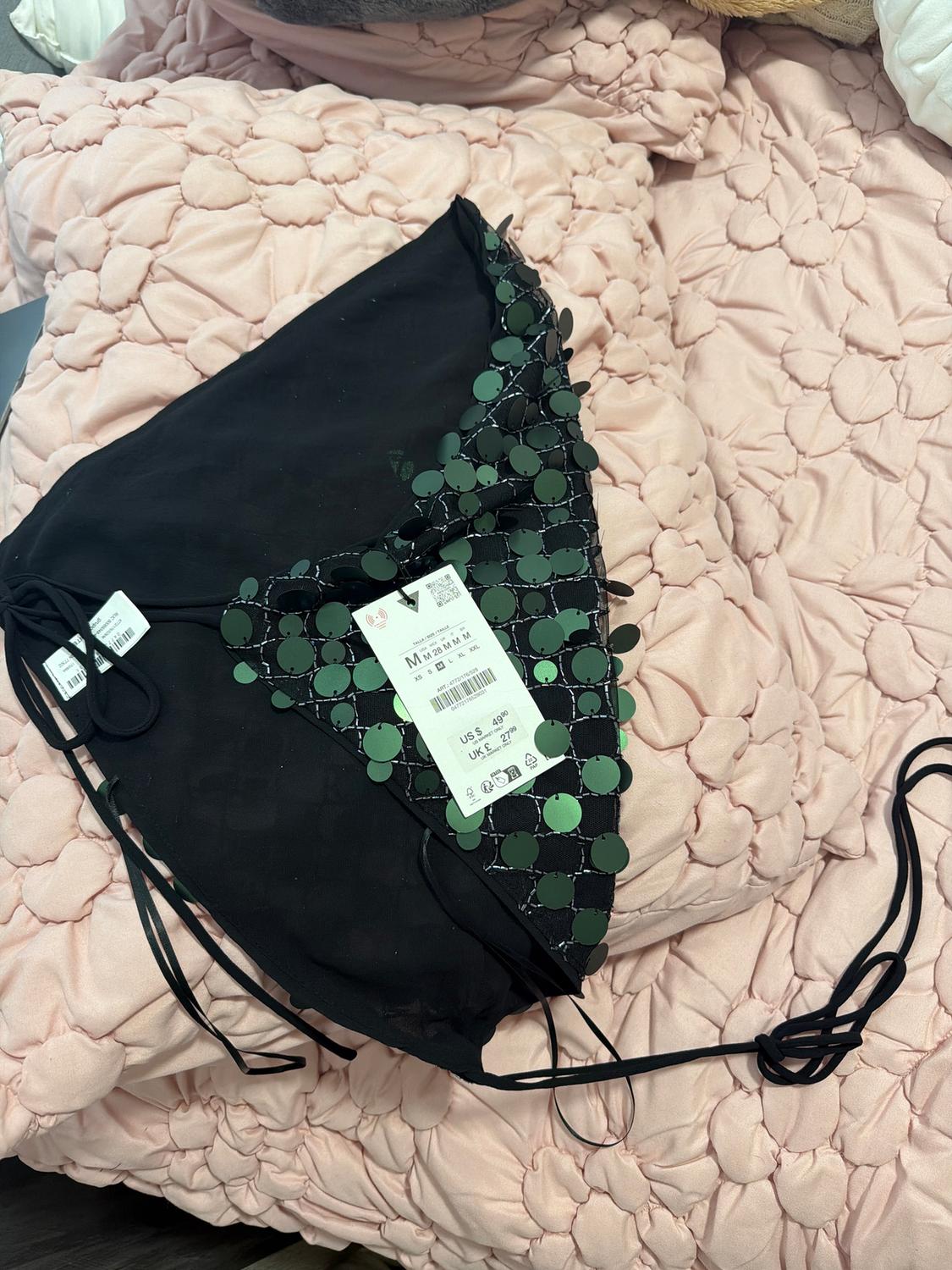 SEQUIN HALTER TOP - Image 2