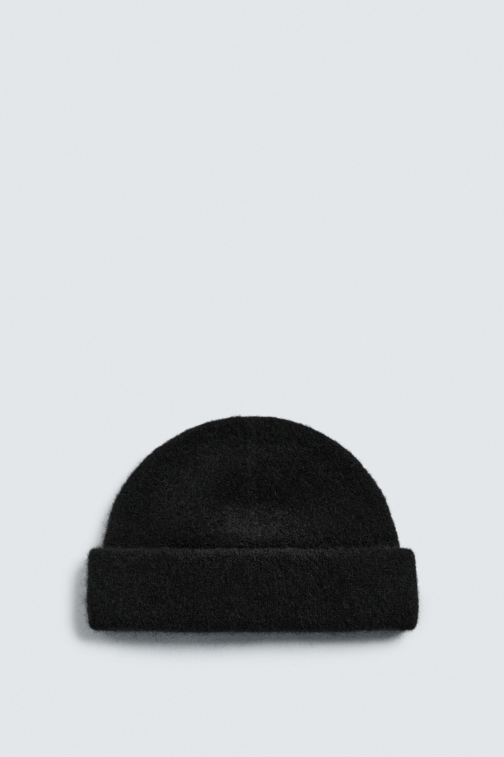 SHORT BRUSHED KNIT HAT