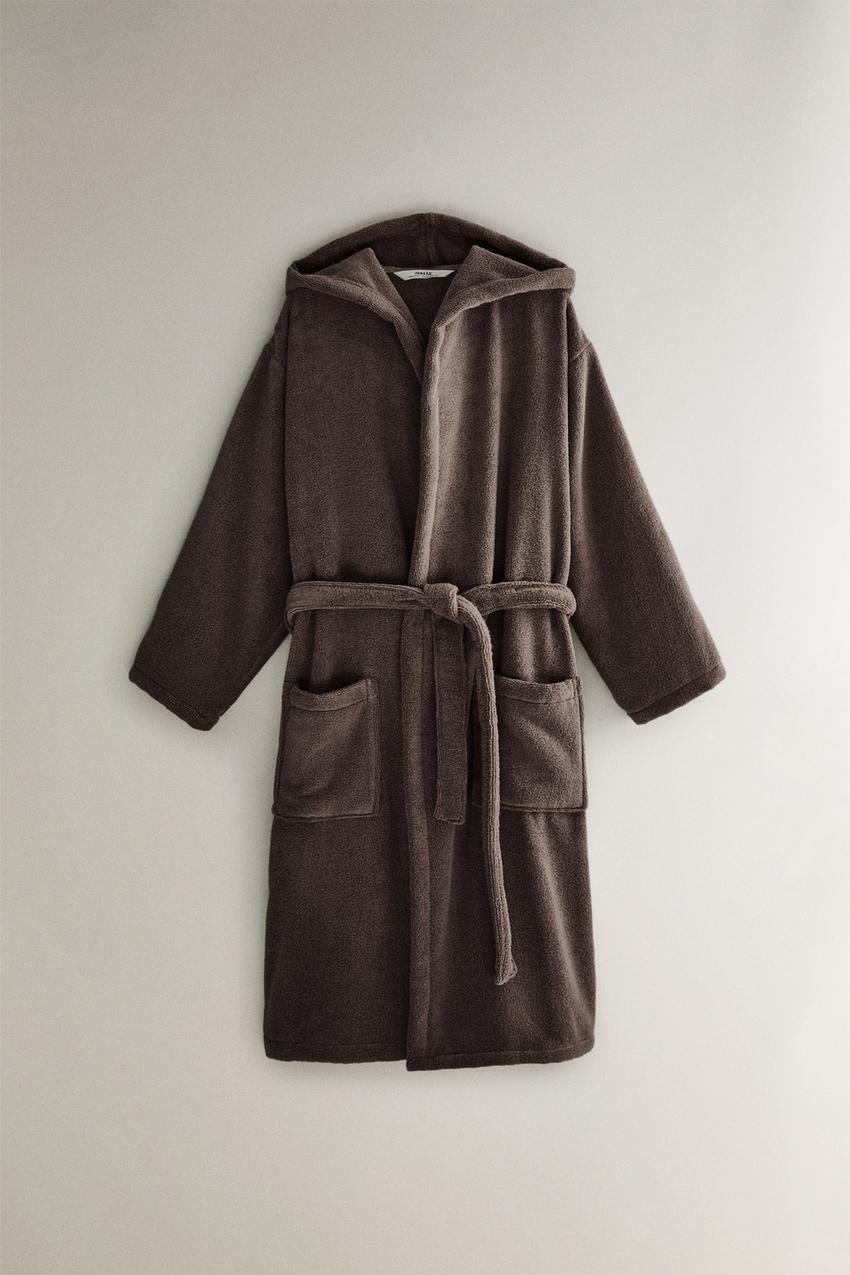 EXTRA SOFT HOODED BATHROBE (380 GXM²) Dark brown ZARA United