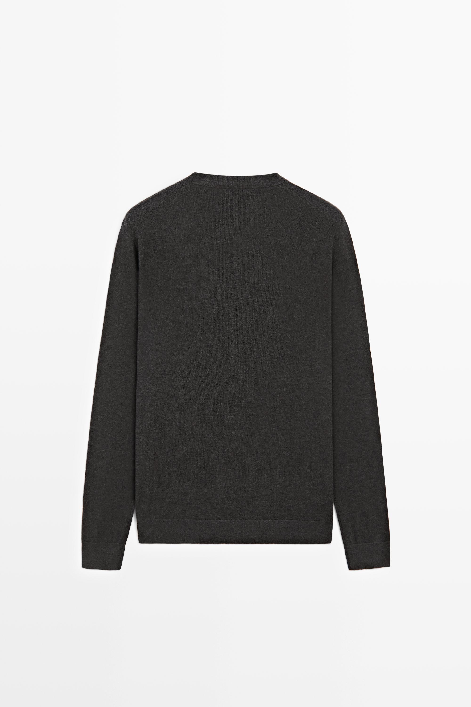 100% cashmere crew neck sweater