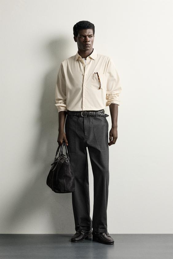 CAMISA REGULAR FIT CON BOLSILLO - Beige de Zara - Imagen 0