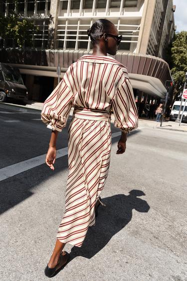 ROBE MI-LONGUE AVEC CEINTURE À RAYURES - Écru / Grenat de Zara - Image 3