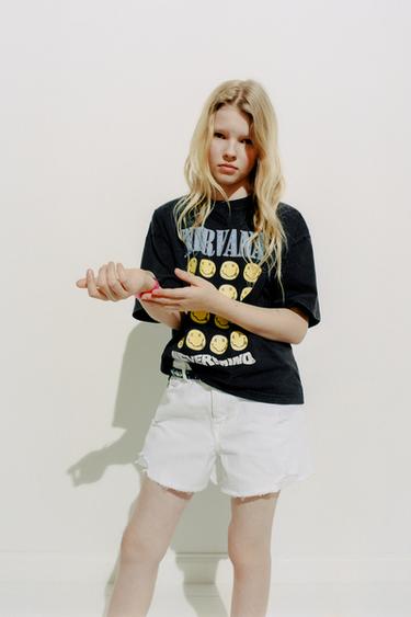 ФУТБОЛКА С ЭФФЕКТОМ ПОТЕРТОСТИ И ПРИНТОМ NIRVANA ® — АНТРАЦИТОВО-СЕРЫЙ от Zara