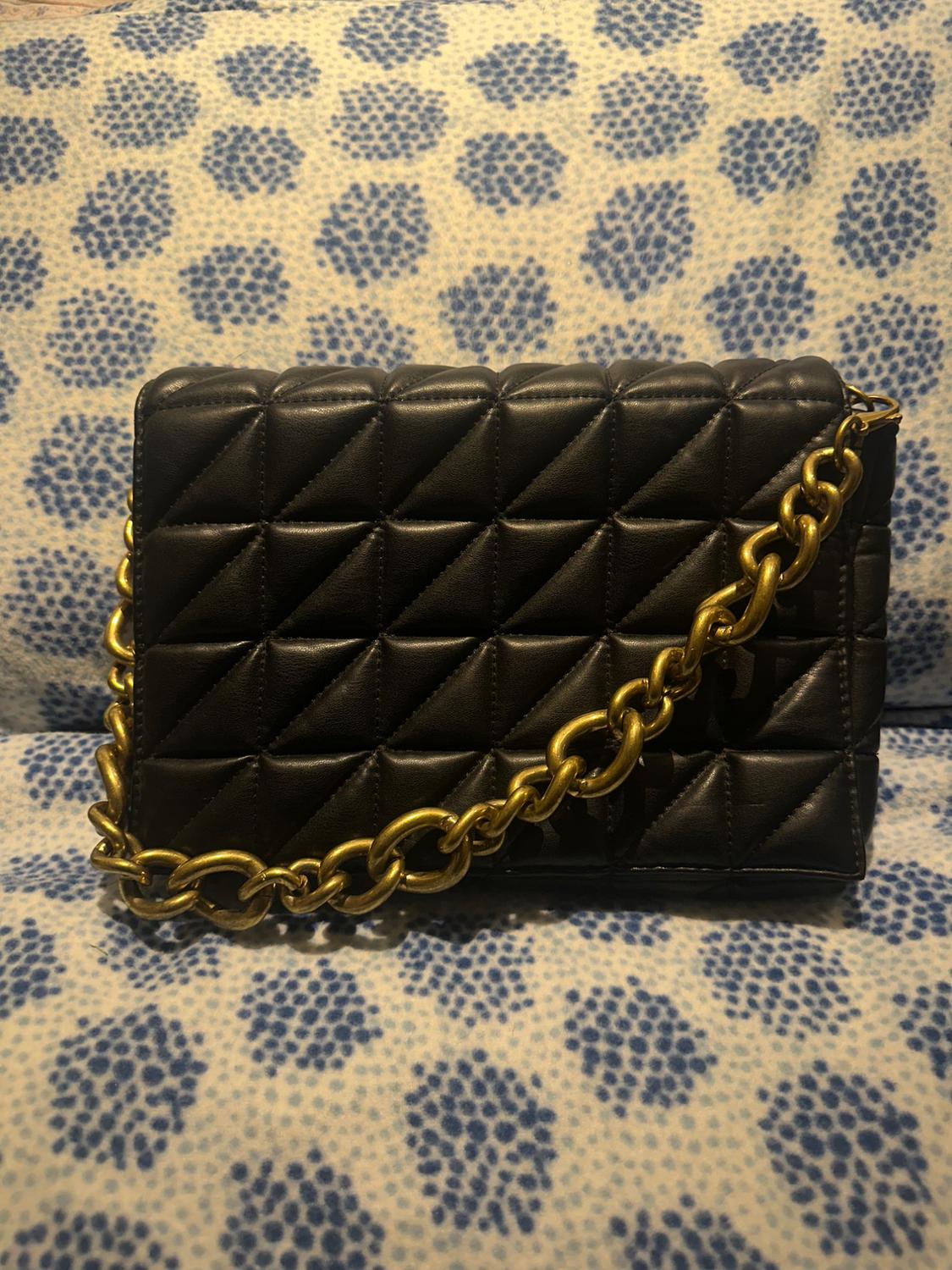 QUILTED SHOULDER BAG WITH CHAIN - Image 3
