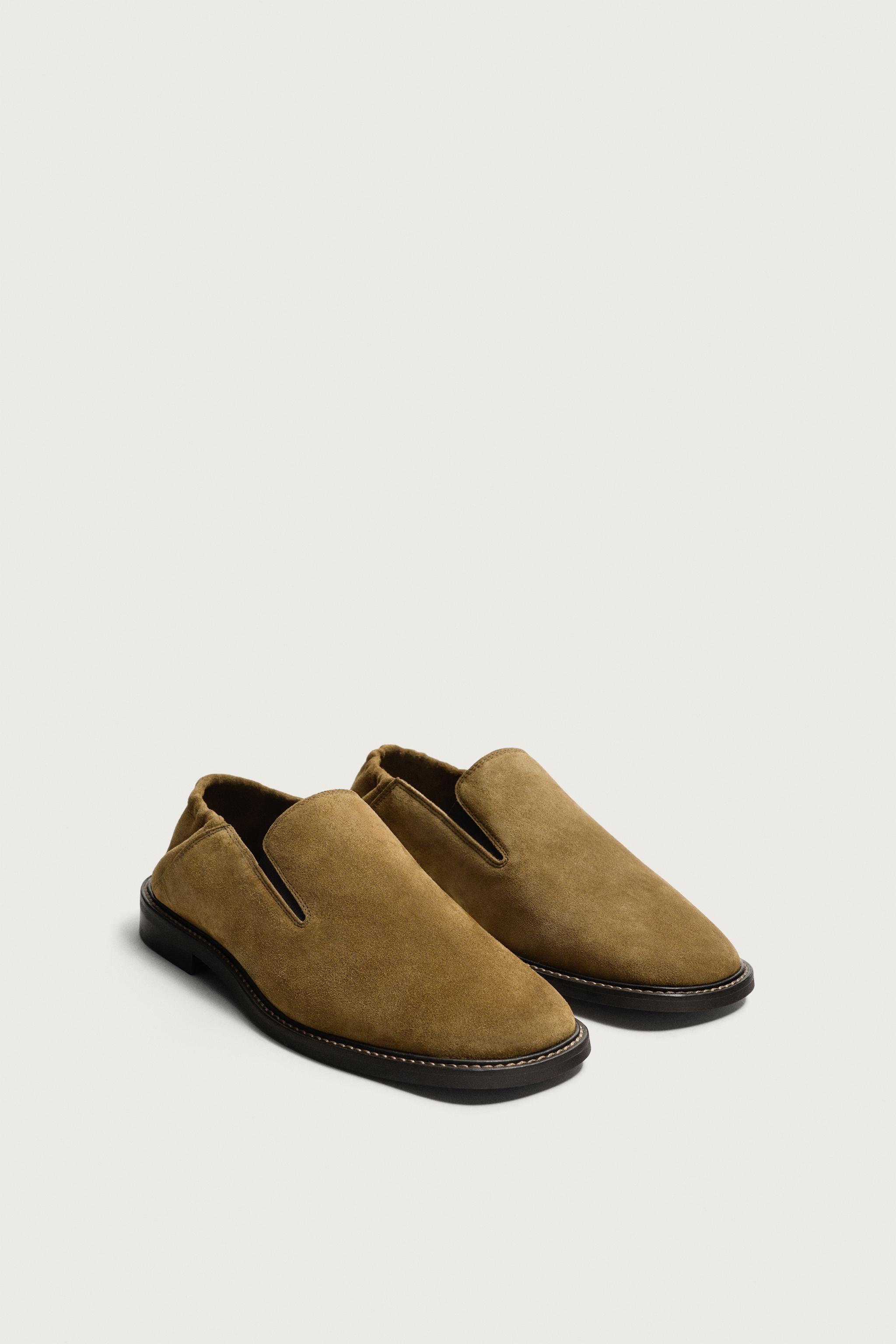 LEATHER LOAFERS — Beige