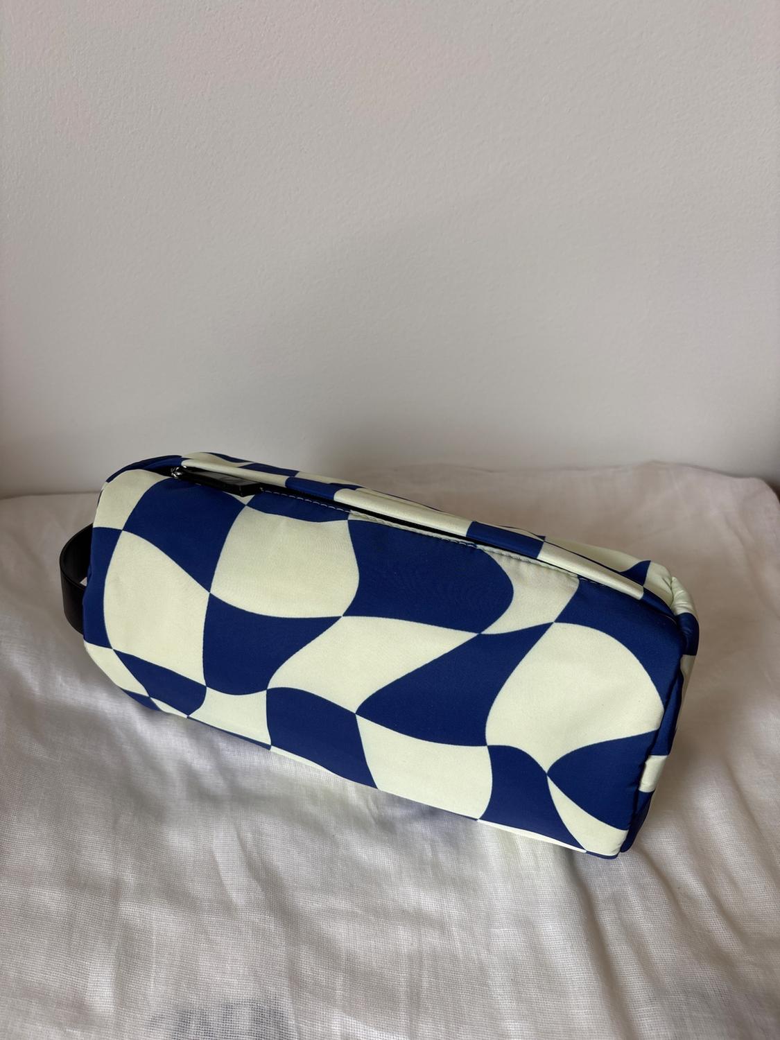 @THESPANISHKING_ TOILETRY BAG - Image 5