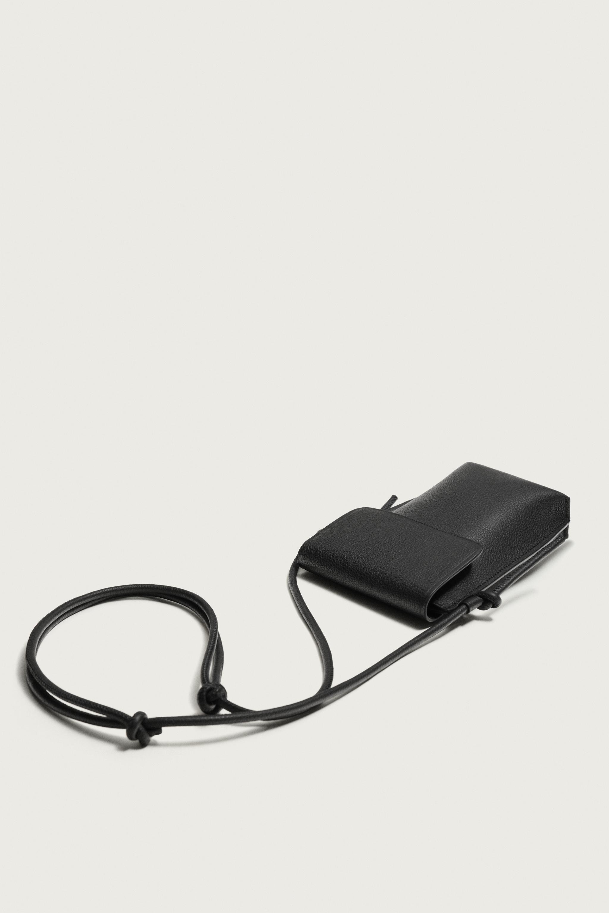 LEATHER CROSSBODY BAG — Black