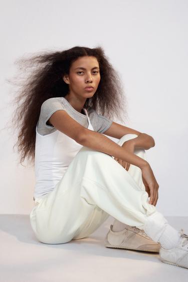 PANTALÓN JOGGER - Blanco roto de Zara