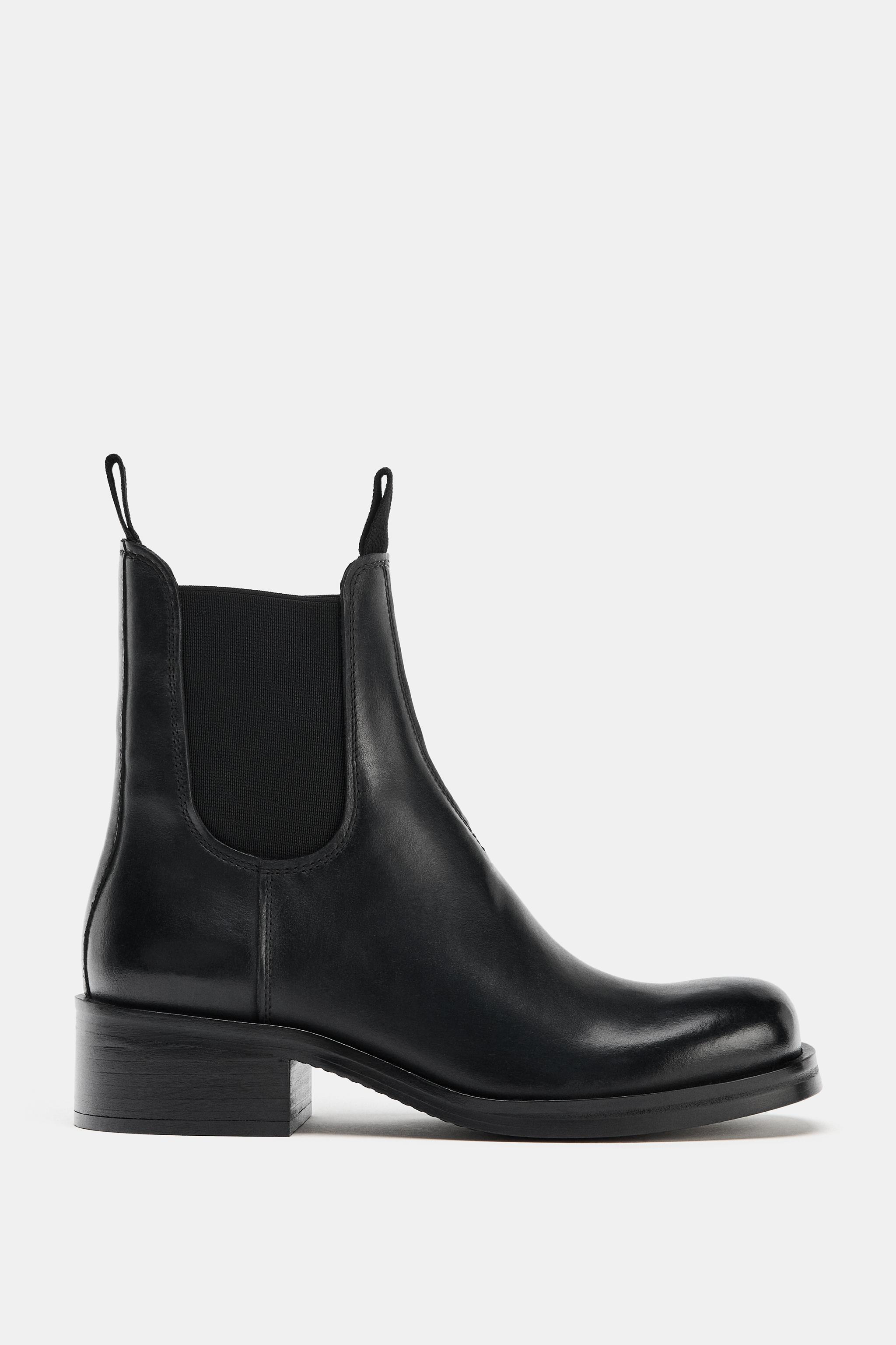 BOTTINES EN CUIR À ÉLASTIQUES LATÉRAUX