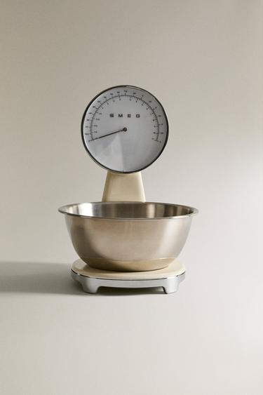 SMEG DIGITAL AND ANALOGUE SCALE - Cream by Zara