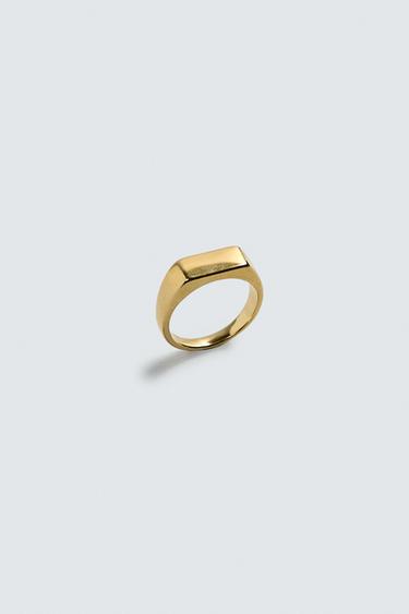 STAINLESS STEEL SIGNET RING - Gold by Zara - Image 3